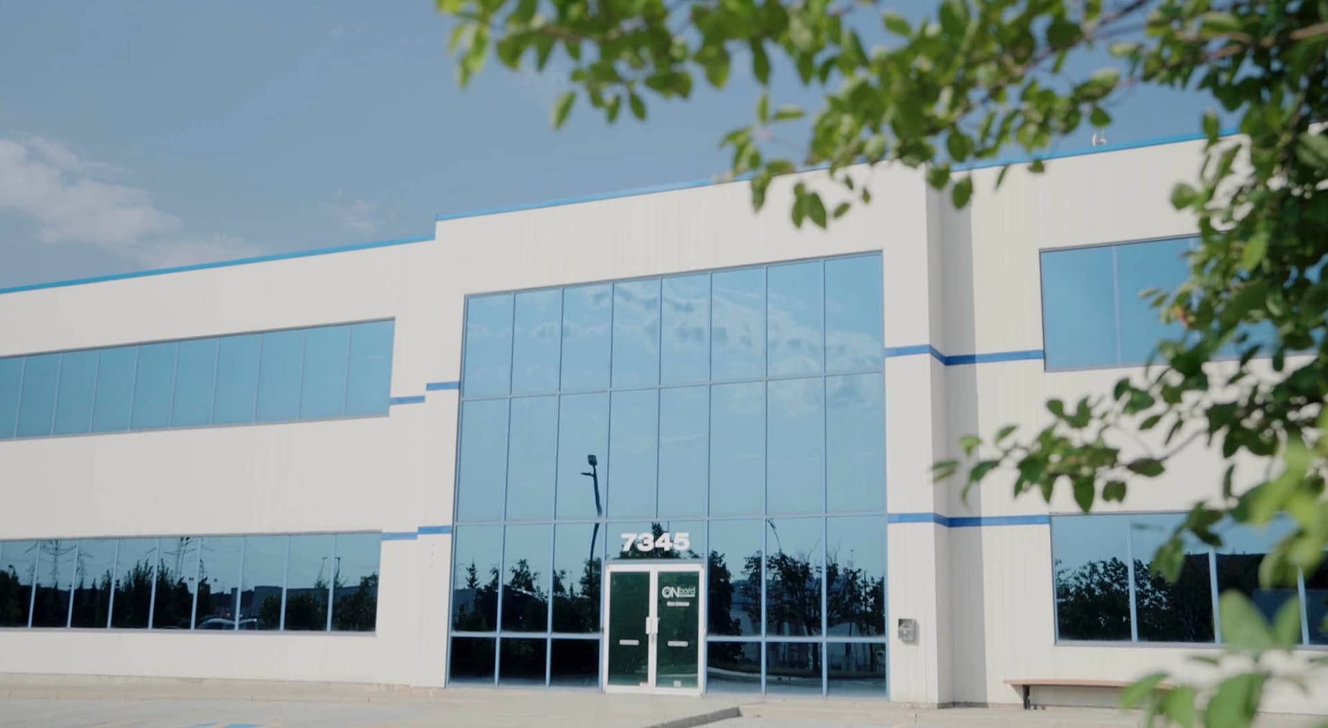 [Company name] office